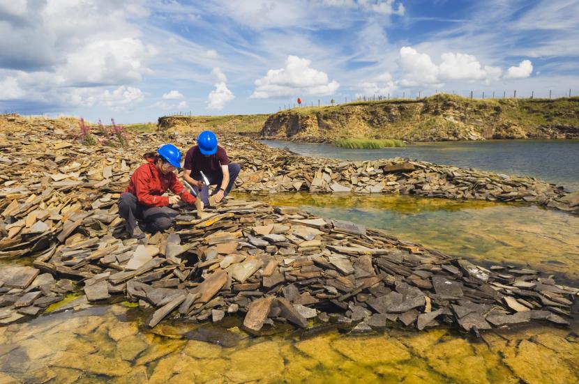 Geologists carrying our geological research at Achanarras Quarry SSSI ©Iain Sarjeant/SNH.  For information on reproduction rights contact the Scottish Natural Heritage Image Library on Tel. 01738 444177 or www.nature.scot