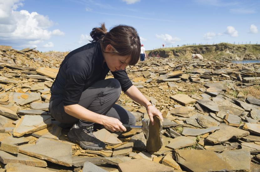 Geologists carrying our geological research at Achanarras Quarry SSSI ©Iain Sarjeant/SNH. For information on reproduction rights contact the Scottish Natural Heritage Image Library on Tel. 01738 444177 or www.nature.scot