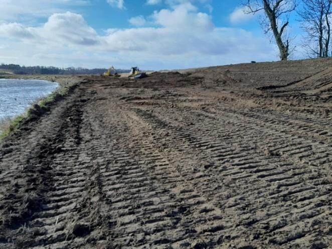 NatureScot Photo of same reach of the river Feb 2024  and August 2025 during and post bank re-alignment.