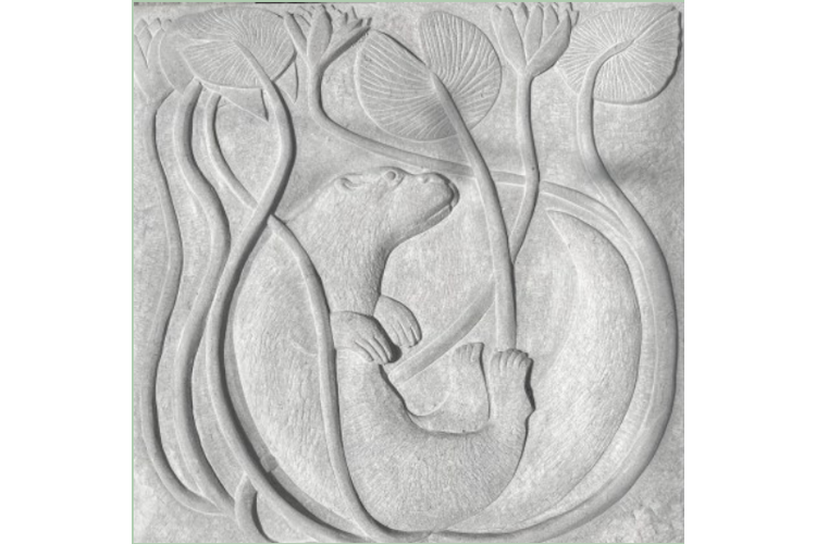 Melanie Chmielewska - carving of an otter in stone