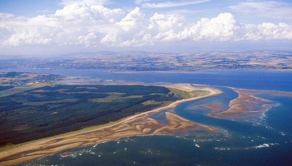 Aerial view of the river Tay and Tentsmuir NNR.  ©P&A Macdonald/NatureScot
