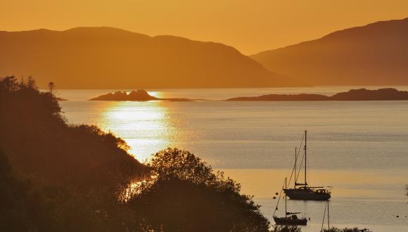 The view west over the Sound of Jura from Crinan. ©Lorne Gill. For information on reproduction rights contact the Scottish Natural Heritage Image Library on Tel. 01738 444177 or www.nature.scot